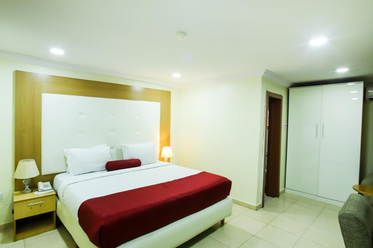 Chateux De Atlantique Hotel Aliayabiagba Exterior photo
